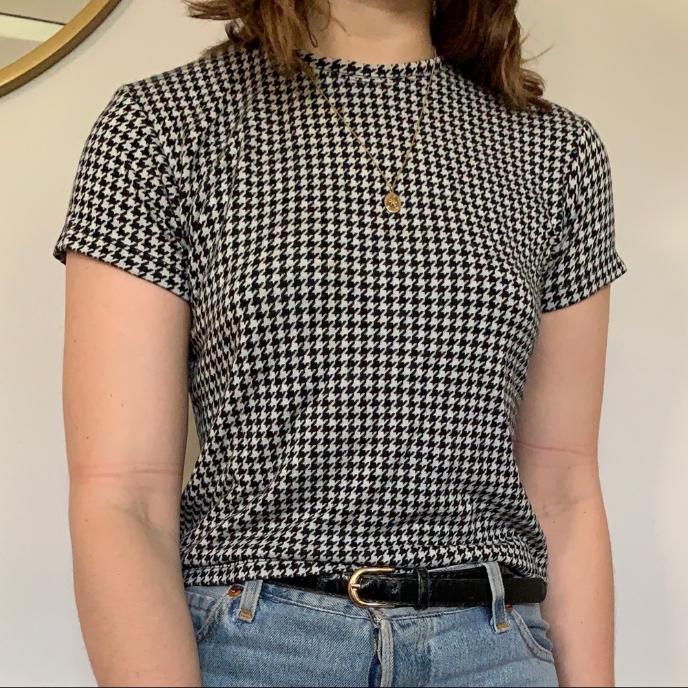 Brandy Melville Sammy Top in Houndstooth - Picture 2 of 5